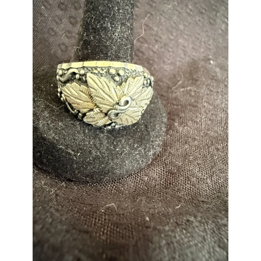 Antique Designer WM Co Grape Vine Sterling Silver Ring - Size 10.5